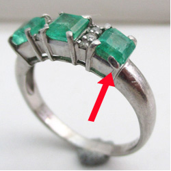 指輪の爪の修理