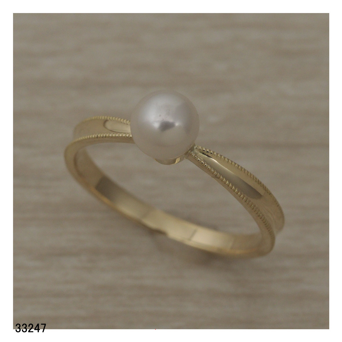 33247